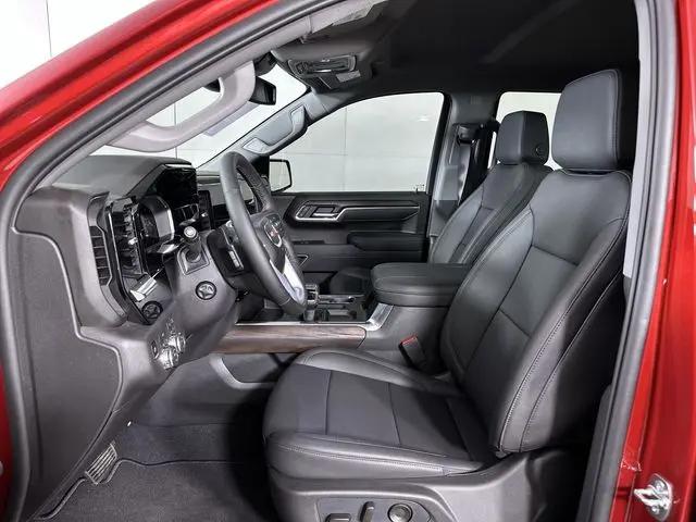 2026 GMC Sierra 1500 Crew Cab, Short Bed, SLT, 4WD