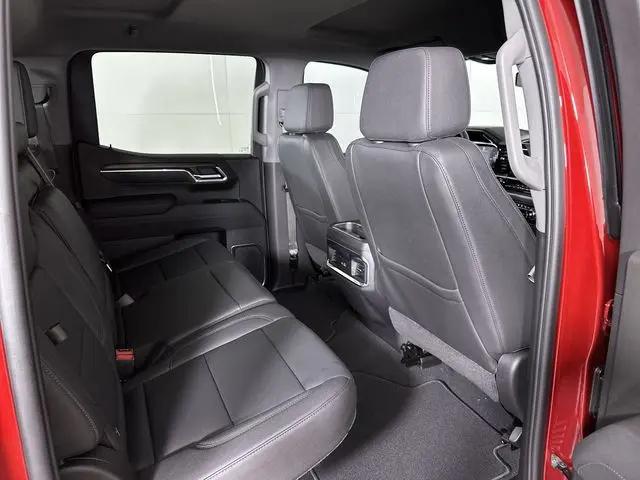 2026 GMC Sierra 1500 Crew Cab, Short Bed, SLT, 4WD