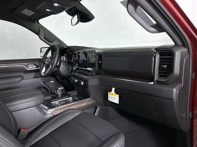 2026 GMC Sierra 1500 Crew Cab, Short Bed, SLT, 4WD