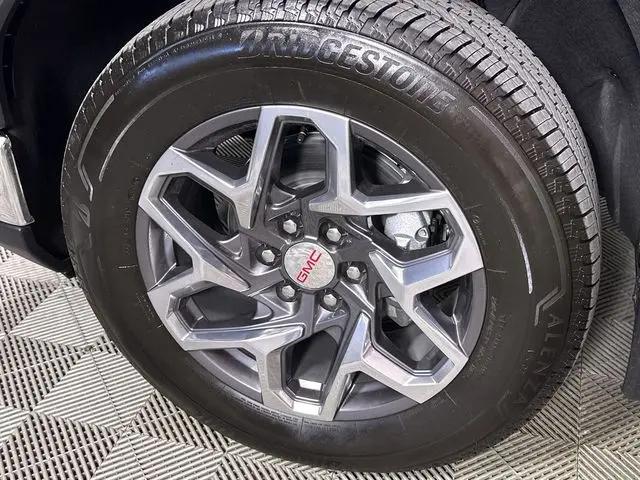 2026 GMC Sierra 1500 Crew Cab, Short Bed, SLT, 4WD