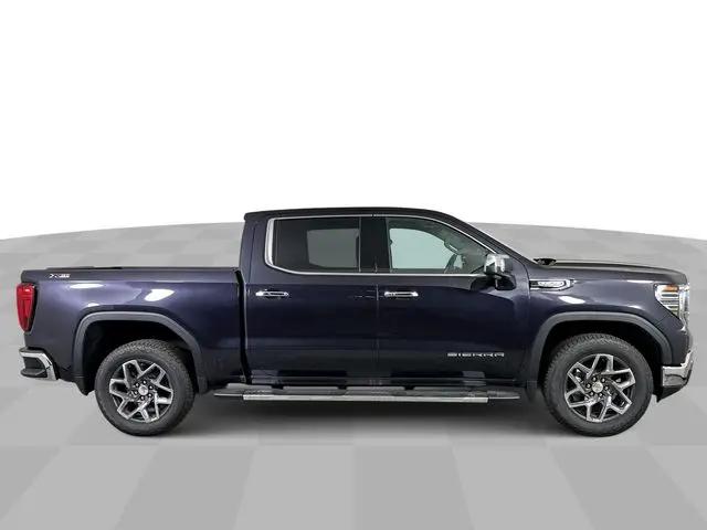 2026 GMC Sierra 1500 Crew Cab, Short Bed, SLT, 4WD