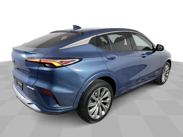 2026 Buick NV Avenir FWD