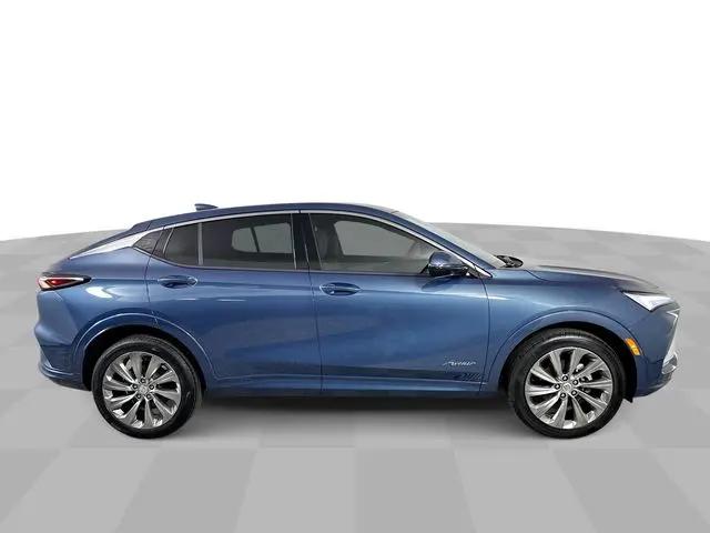 2026 Buick NV Avenir FWD