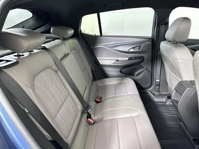 2026 Buick NV Avenir FWD