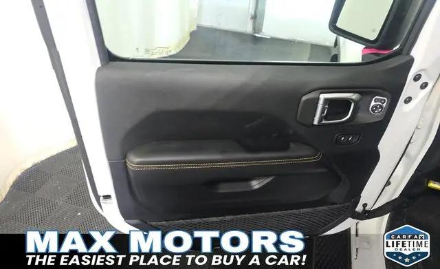 2024 Jeep Wrangler 4-Door Sahara