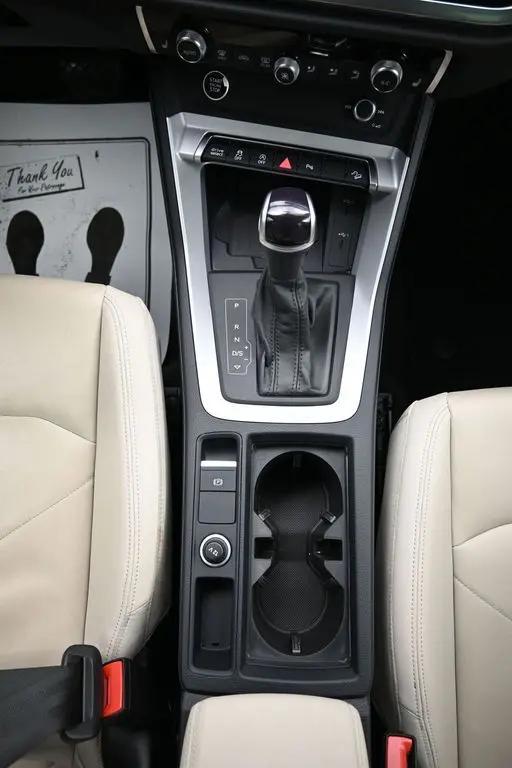 2024 Audi Q3 Premium 45 TFSI S line quattro Tiptronic