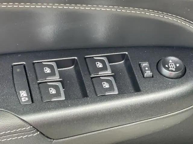 2016 Cadillac SRX Standard