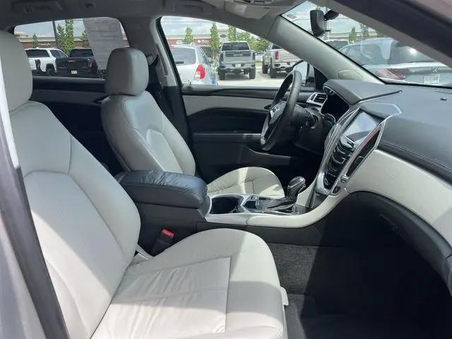 2016 Cadillac SRX Standard
