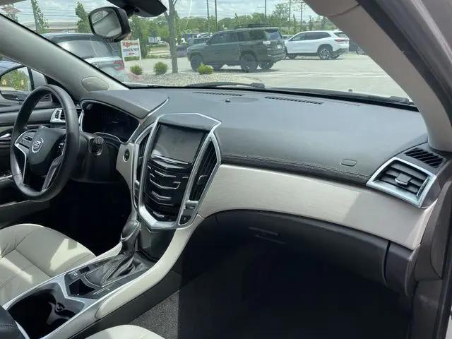 2016 Cadillac SRX Standard