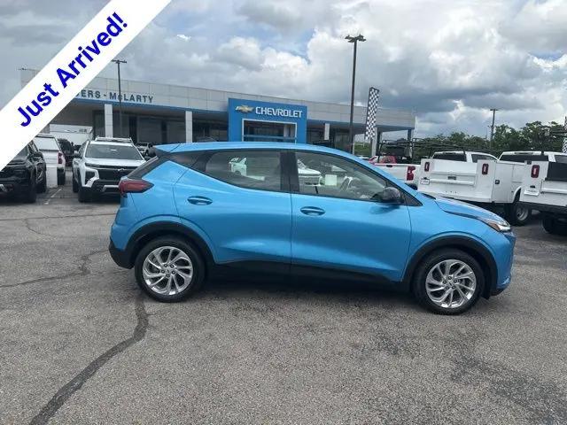 2027 Chevrolet Bolt LT FWD