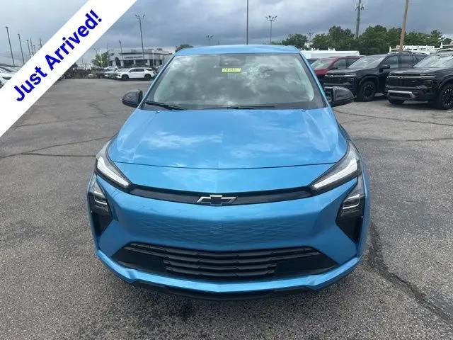 2027 Chevrolet Bolt LT FWD