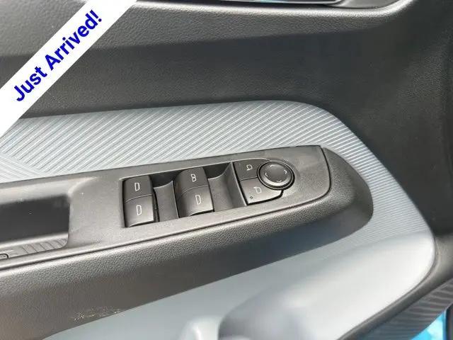 2027 Chevrolet Bolt LT FWD