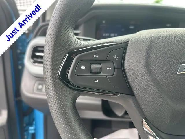 2027 Chevrolet Bolt LT FWD