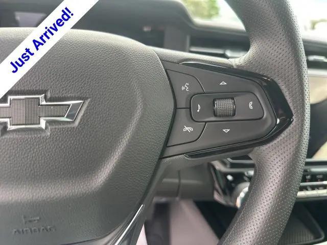 2027 Chevrolet Bolt LT FWD