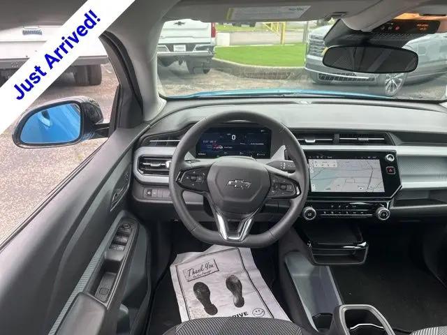 2027 Chevrolet Bolt LT FWD