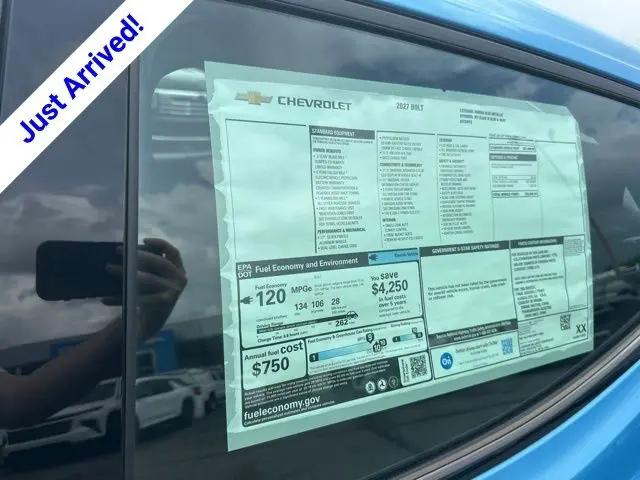 2027 Chevrolet Bolt LT FWD