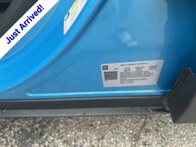 2027 Chevrolet Bolt LT FWD