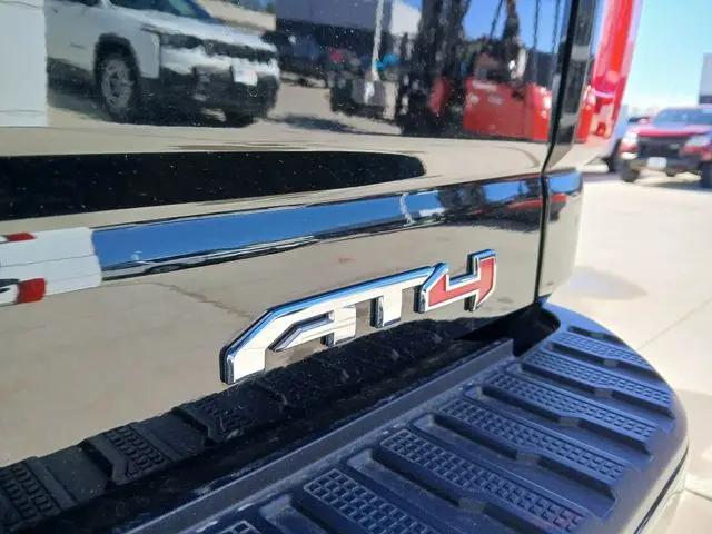 2023 GMC Sierra 3500HD 4WD Crew Cab Standard Bed AT4