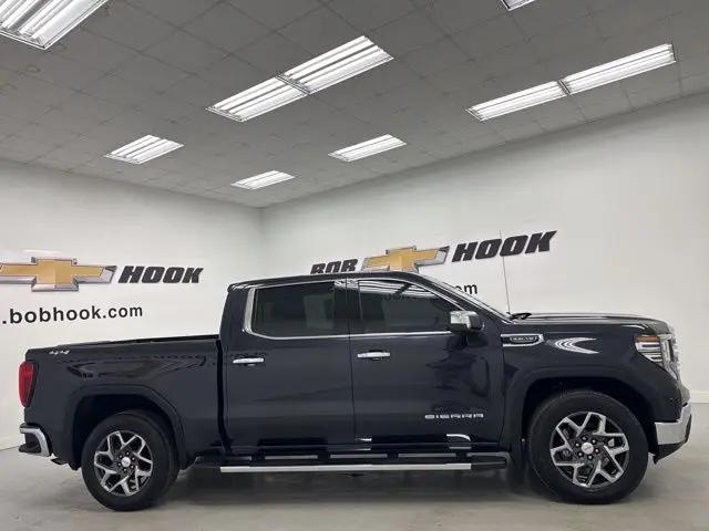 2022 GMC Sierra 1500 4WD Crew Cab Short Box SLT