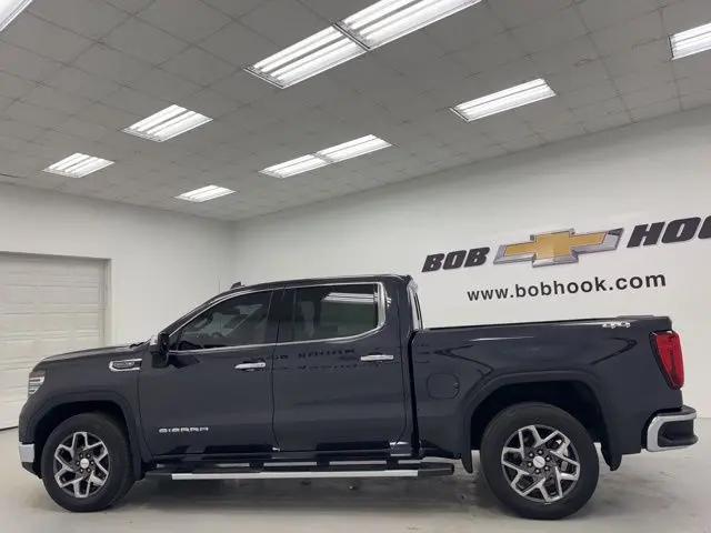 2022 GMC Sierra 1500 4WD Crew Cab Short Box SLT