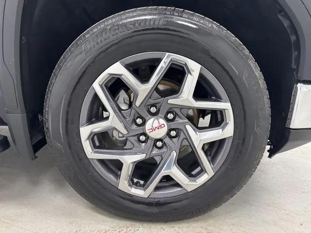 2022 GMC Sierra 1500 4WD Crew Cab Short Box SLT
