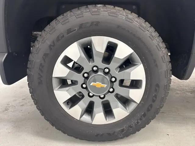 2026 Chevrolet Silverado 2500HD Crew Cab, Standard Bed, LT, 4WD