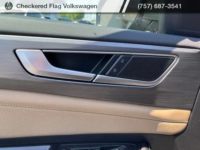 2026 Volkswagen Atlas Cross Sport SE with Technology