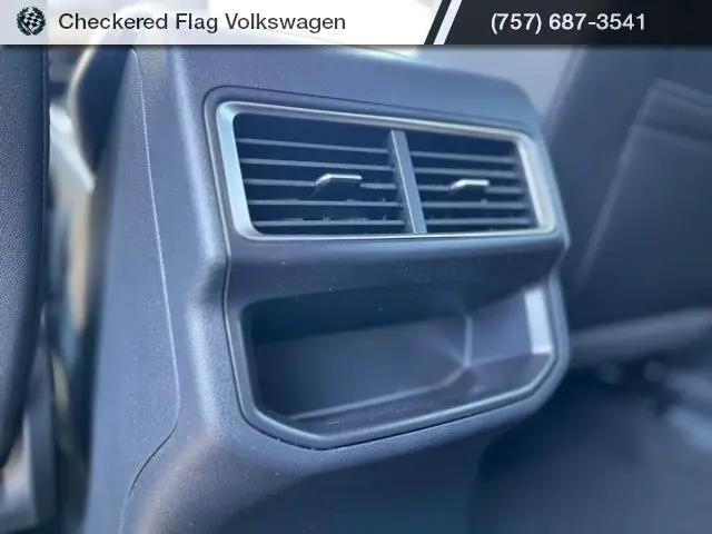 2026 Volkswagen Atlas Cross Sport SE with Technology