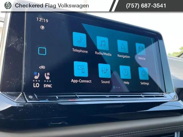 2026 Volkswagen Atlas Cross Sport SE with Technology