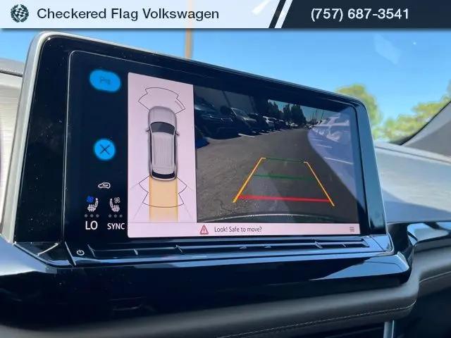 2026 Volkswagen Atlas Cross Sport SE with Technology