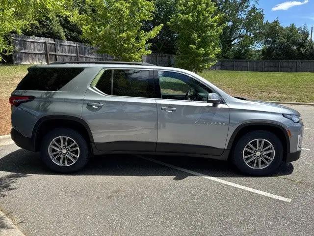 2023 Chevrolet Traverse AWD LT Leather