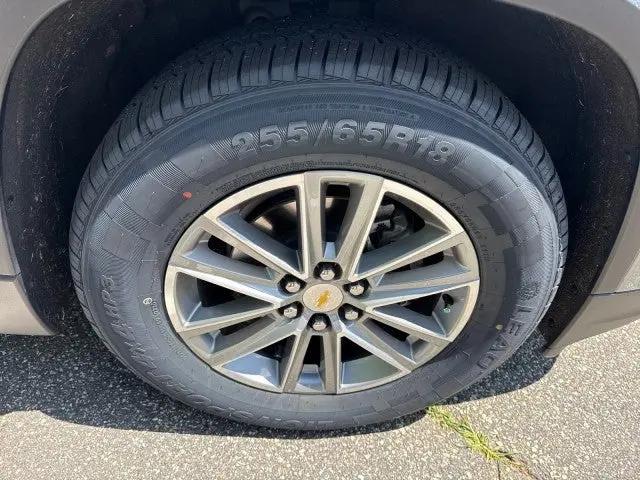 2023 Chevrolet Traverse AWD LT Leather