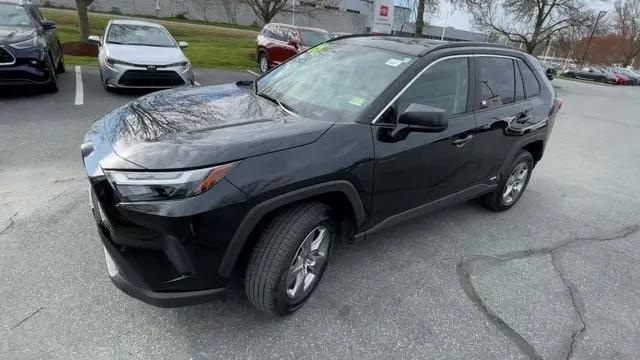 2025 Toyota RAV4 Hybrid LE