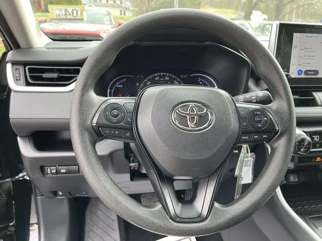 2025 Toyota RAV4 Hybrid LE