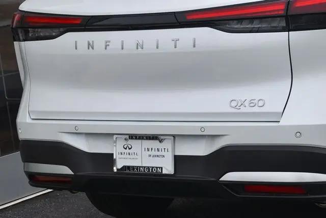 2027 INFINITI QX60 LUXE