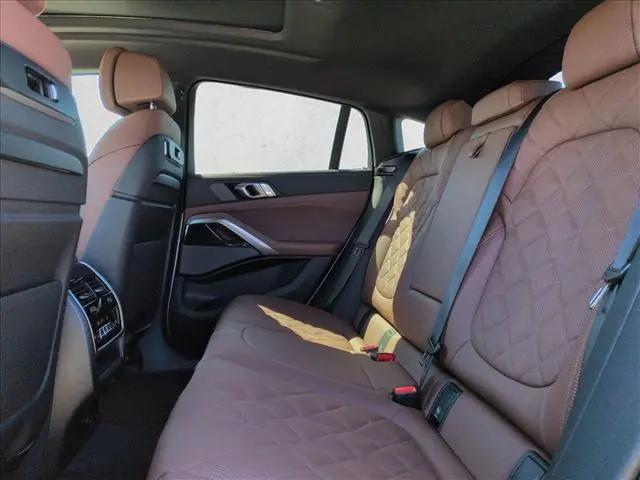 2027 BMW X6 xDrive40i