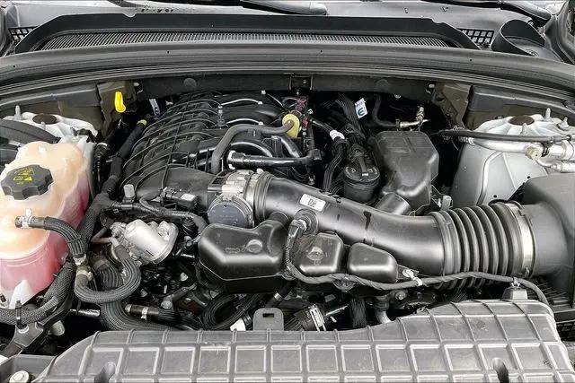 2023 Jeep Grand Cherokee L Laredo 4x2