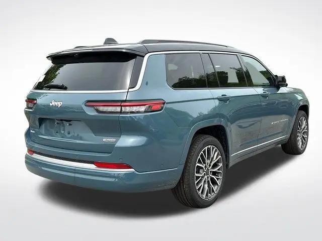 2026 Jeep Grand Cherokee L Summit 4x4