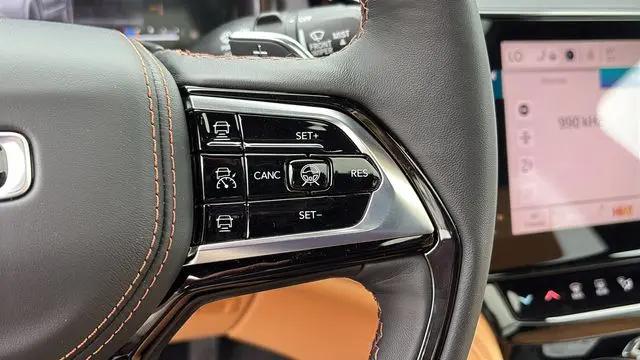 2026 Jeep Grand Cherokee L Summit 4x4