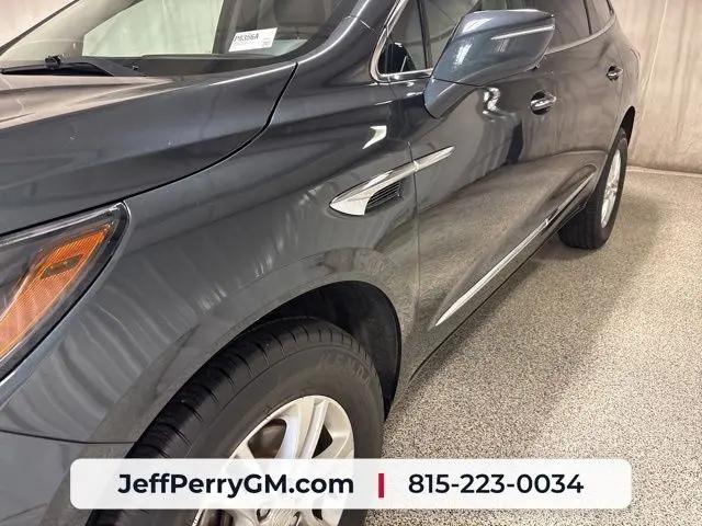 2020 Buick Enclave FWD Essence