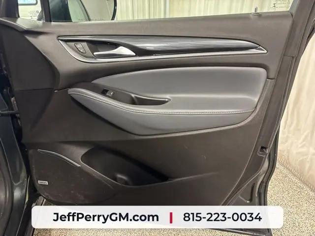 2020 Buick Enclave FWD Essence