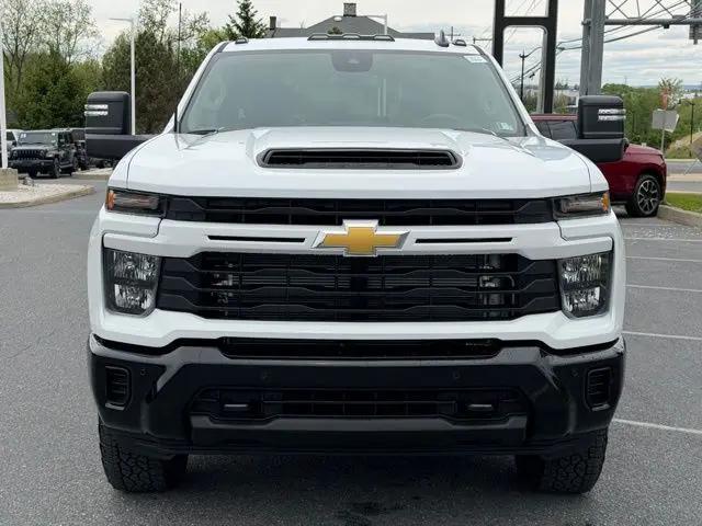 2026 Chevrolet Silverado 2500HD Crew Cab, Long Bed, Custom, 4WD
