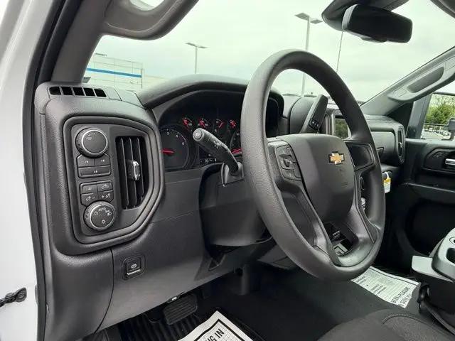 2026 Chevrolet Silverado 2500HD Crew Cab, Long Bed, Custom, 4WD