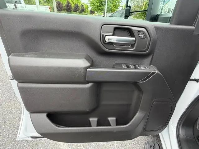 2026 Chevrolet Silverado 2500HD Crew Cab, Long Bed, Custom, 4WD