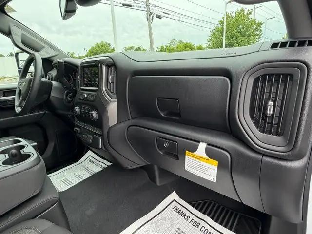2026 Chevrolet Silverado 2500HD Crew Cab, Long Bed, Custom, 4WD
