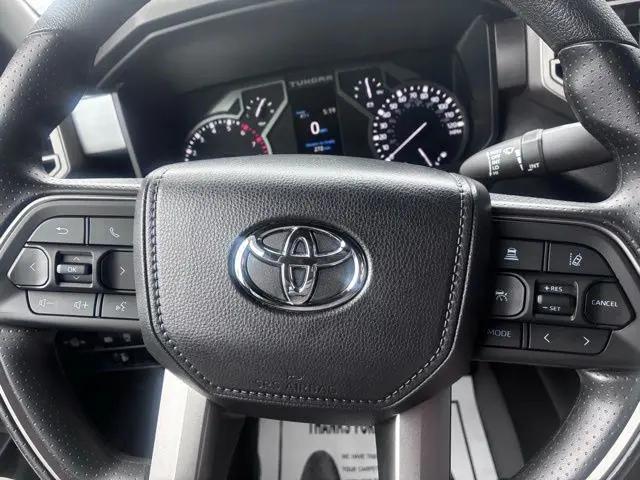2025 Toyota Tundra SR5