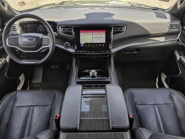 2022 Jeep Wagoneer Series III 4x2