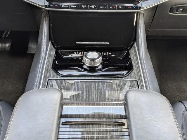 2022 Jeep Wagoneer Series III 4x2