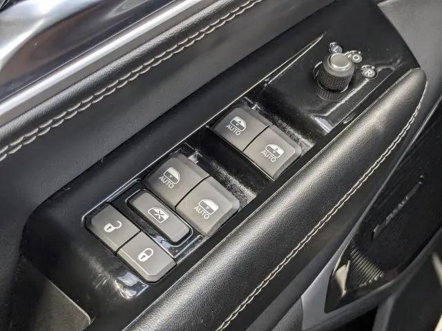 2022 Jeep Wagoneer Series III 4x2