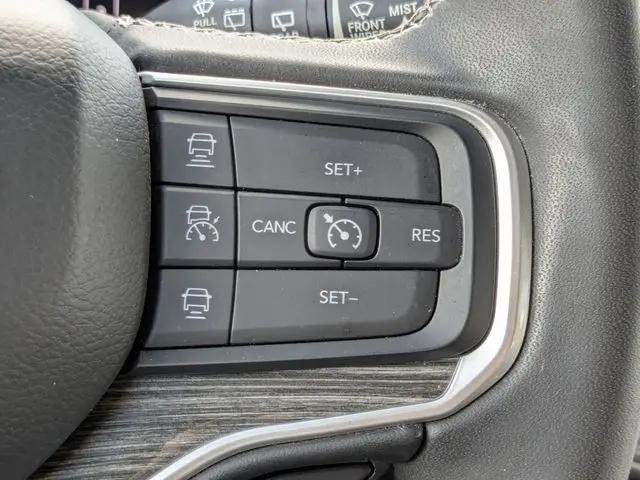 2022 Jeep Wagoneer Series III 4x2